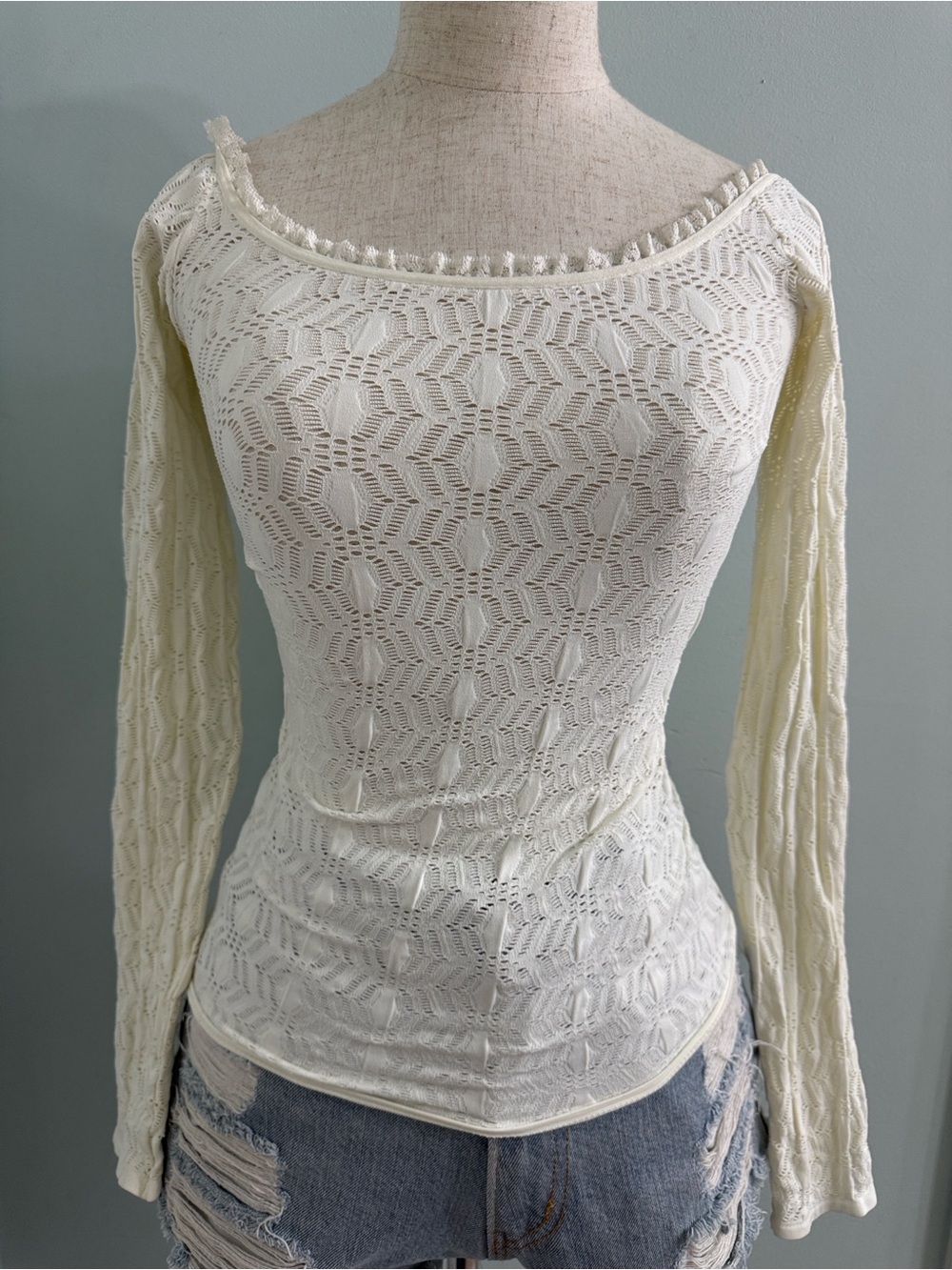 NWT Marciano Cream Cut Out Lace Ruffle Top XS S